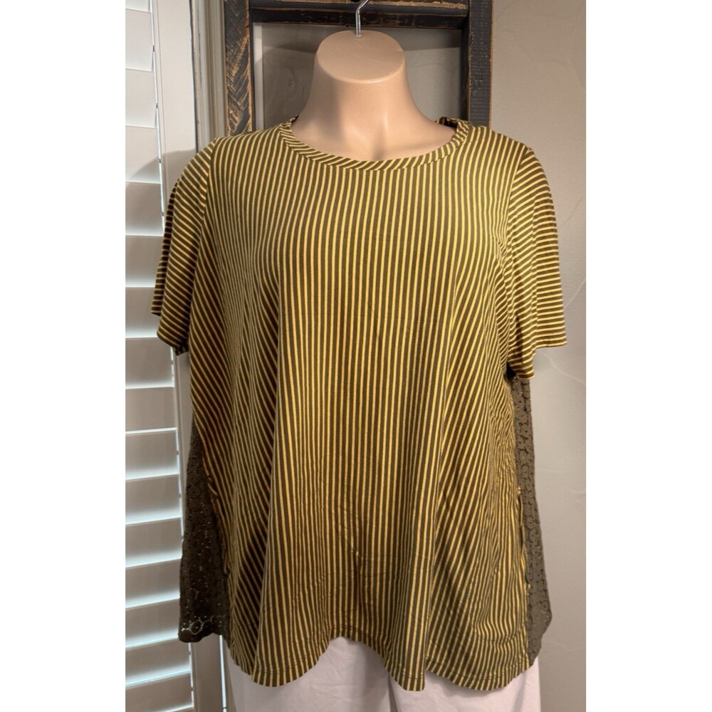 LOGO by Lori Goldstein Gold and green Stripes with Eyelet Back 3XL